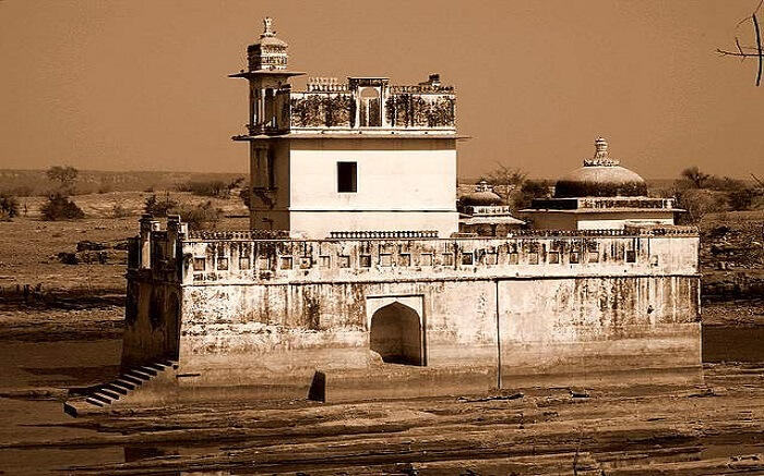 Chittor Fort - Gigantic Grandeur of India. Rani Padmavati Jauhar ,Spark Destinations, Travel packages, rajasthan tours, rajasthan packages,